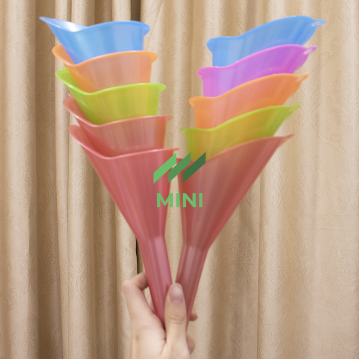 Phễu đổ nhớt xe máy