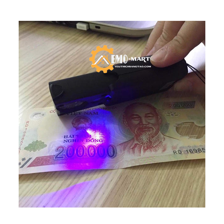 [FreeshipMAX] Kính lúp mini cầm tay 30x-60x có đèn