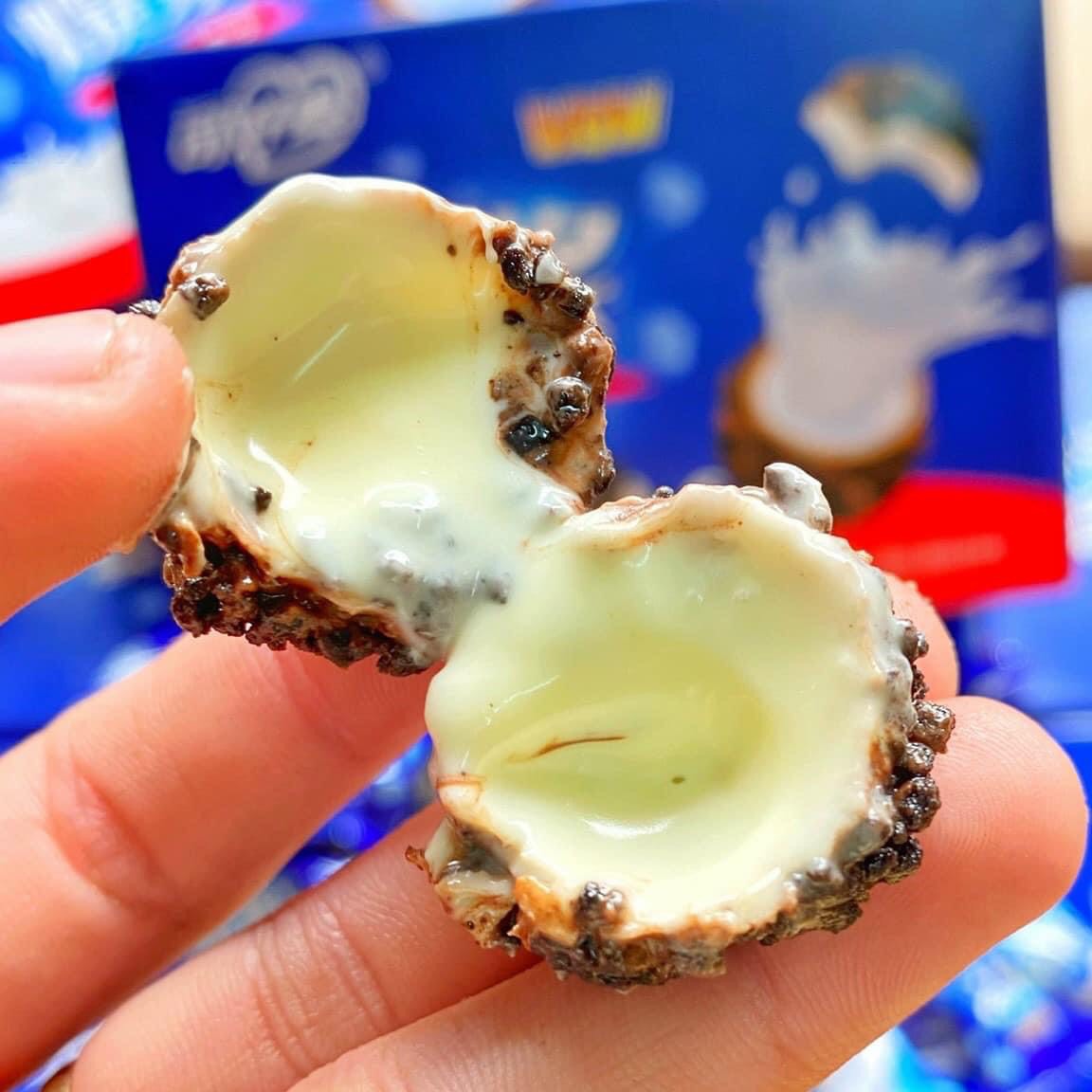 [sẵn tphcm] hộp Bánh Socola nhân chảy