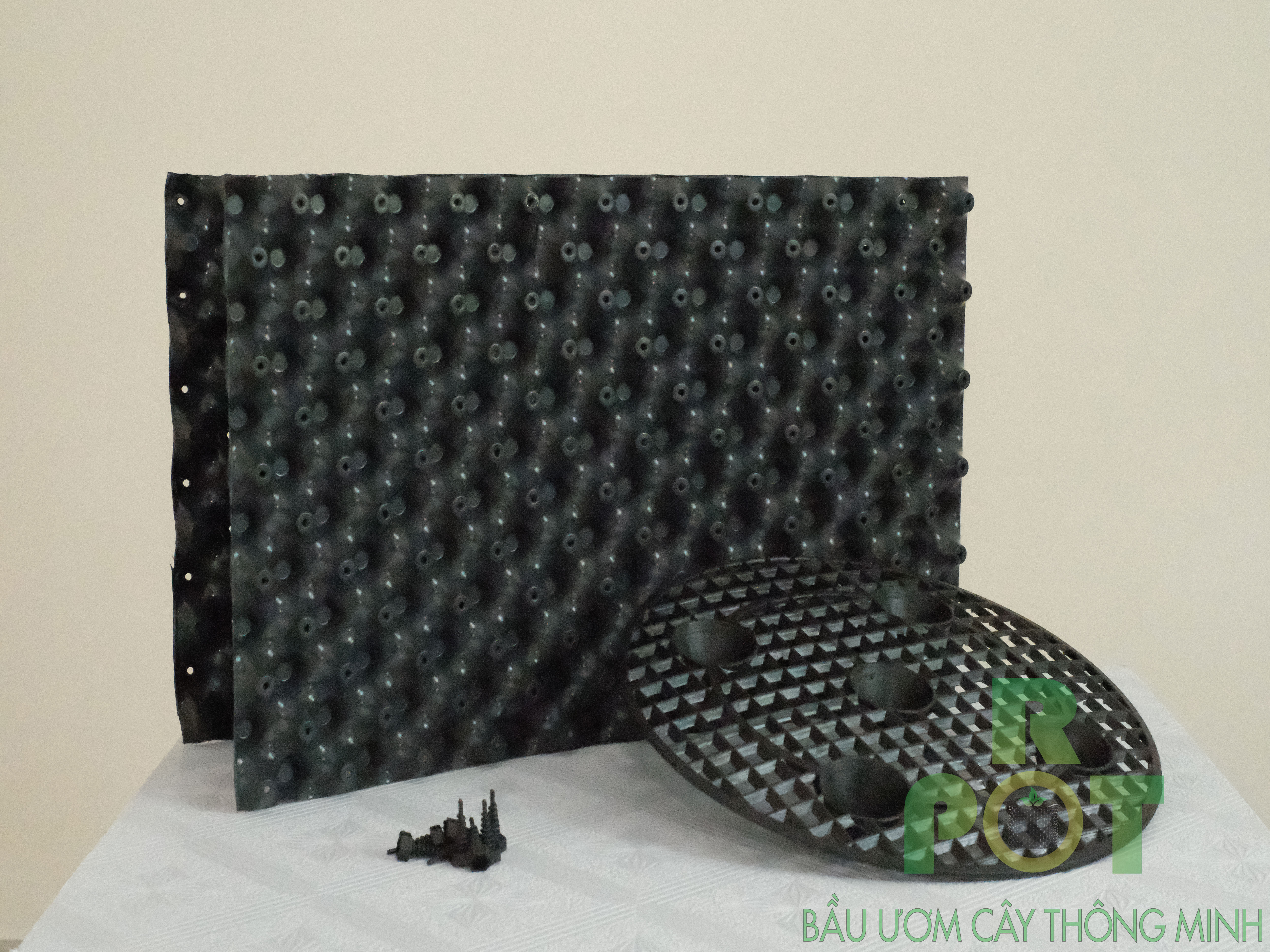 Chậu ươm cây thông minh ROPOT ( Đế 30cm x Bầu 30cm - 0.7mm )