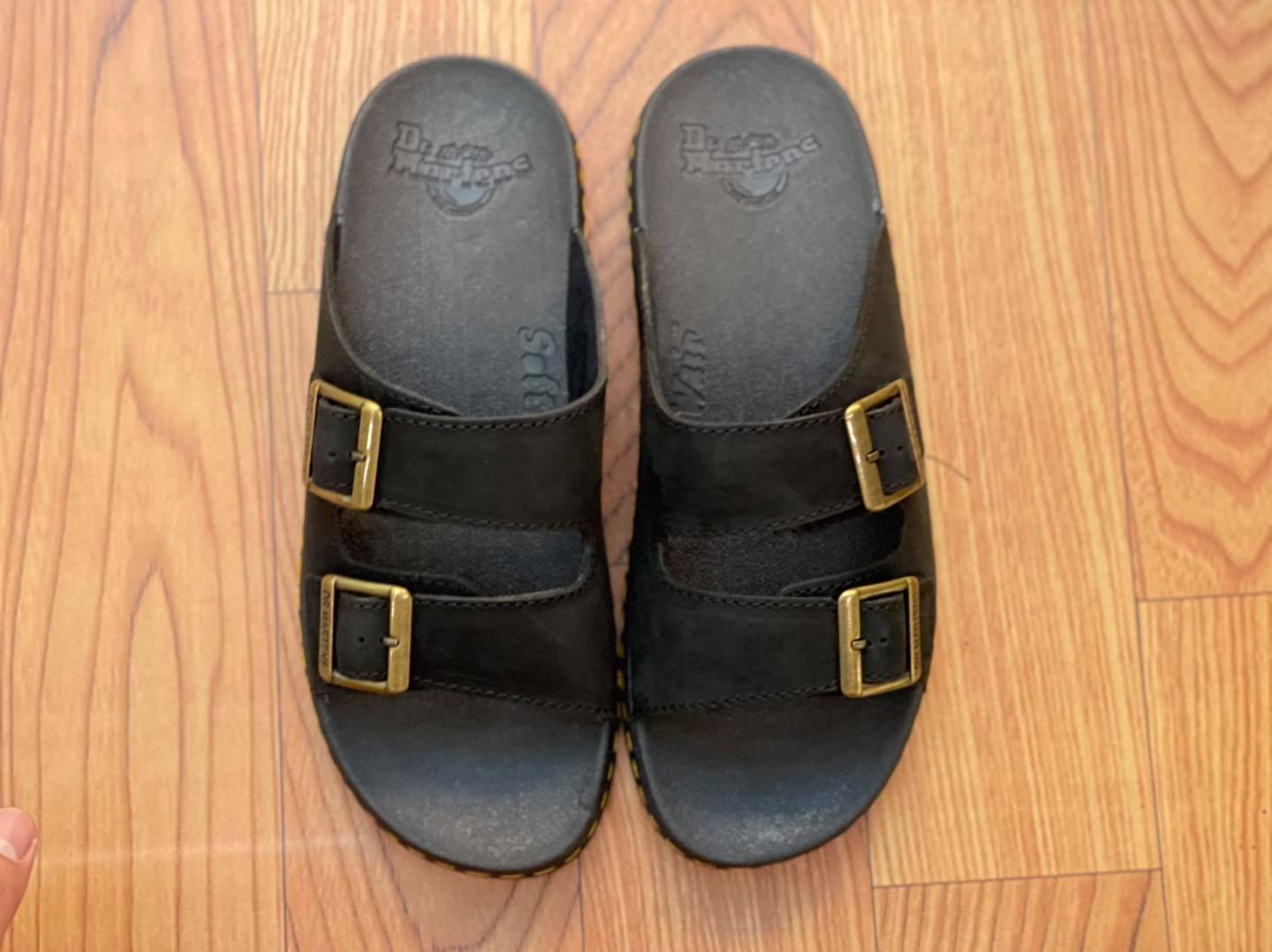 [HCM]Sale Off Dép Quai Ngang Doctor martens
