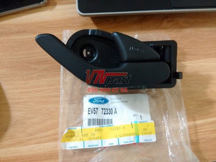 Tay mở cửa trong sau phải ford escape | ev5772330a
