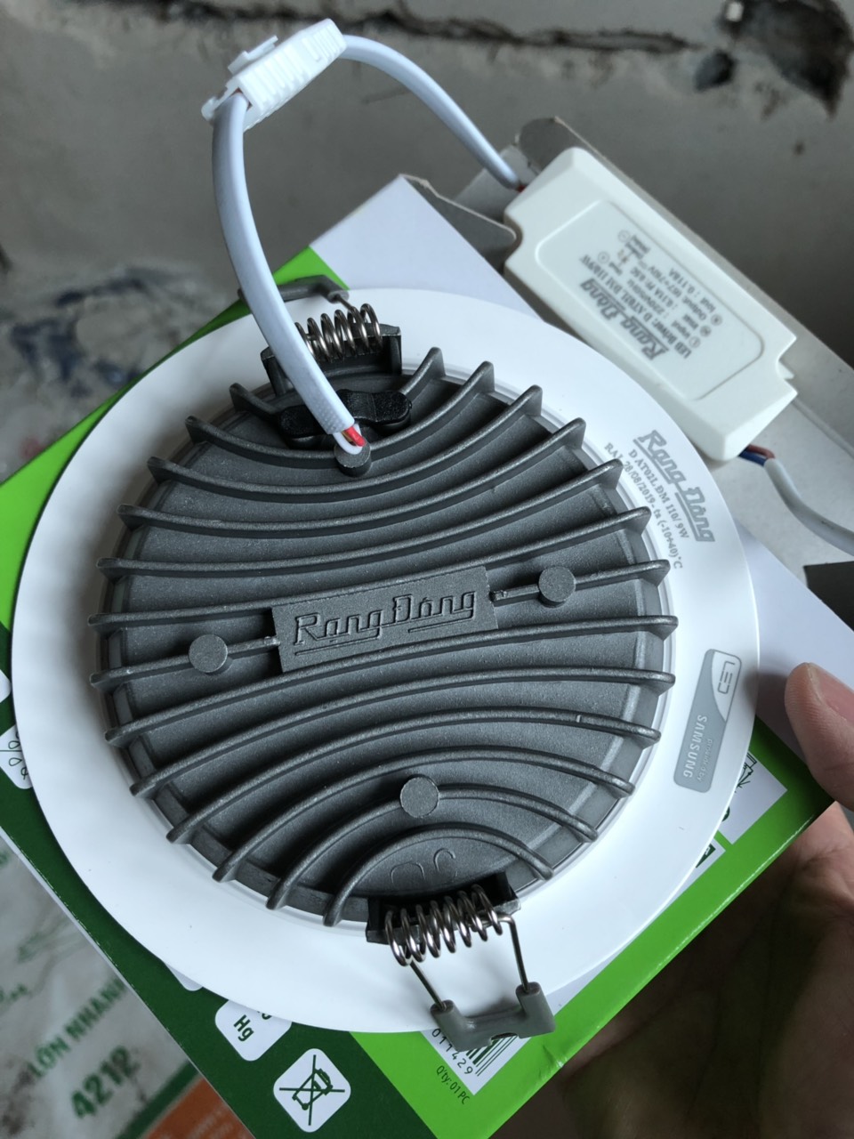 Đèn led âm tràn đổi màu 12W Rạng Đông mã DAT10LDM110/12W