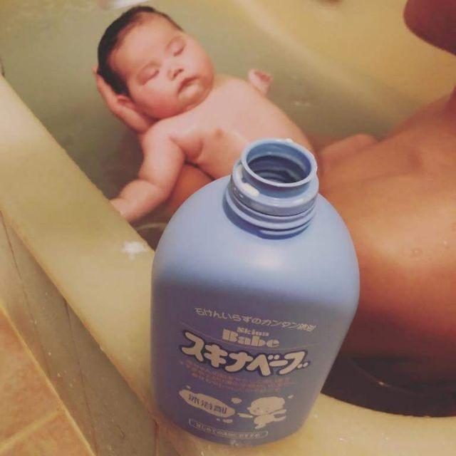 SỮA TẮM RÔM SẨY SKINA BABE 500ML NHẬT BẢN
