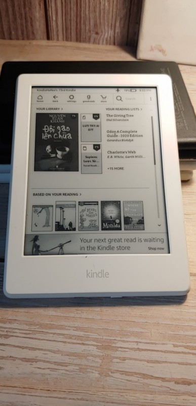 Máy đọc sách Kindle Basic 8th (không đèn nền)