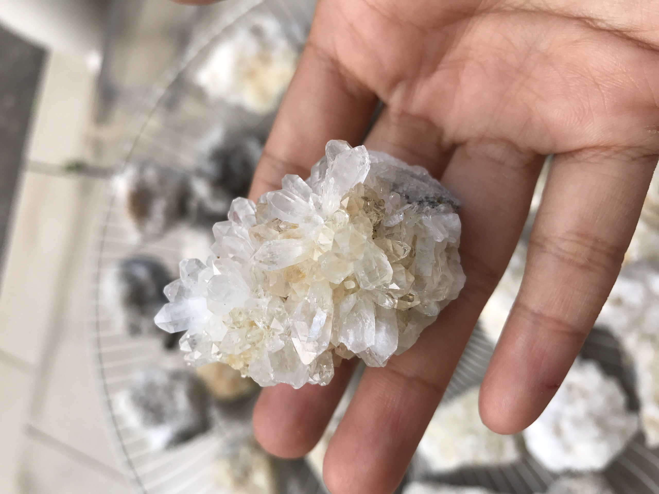 ĐÁ Thạch Anh thủy sinh đá thiên nhiên cao cấp phong thủy msx