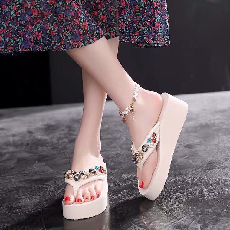 Dép Nữ Tông Xỏ Ngón Đế Xuồng Đính Đá Cao Cấp Đế Chống Trượt Cao 6Cm