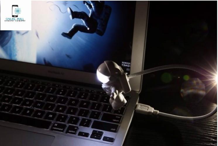 Online Mall - Đèn bàn phím phi hành gia Astronaut Lamp