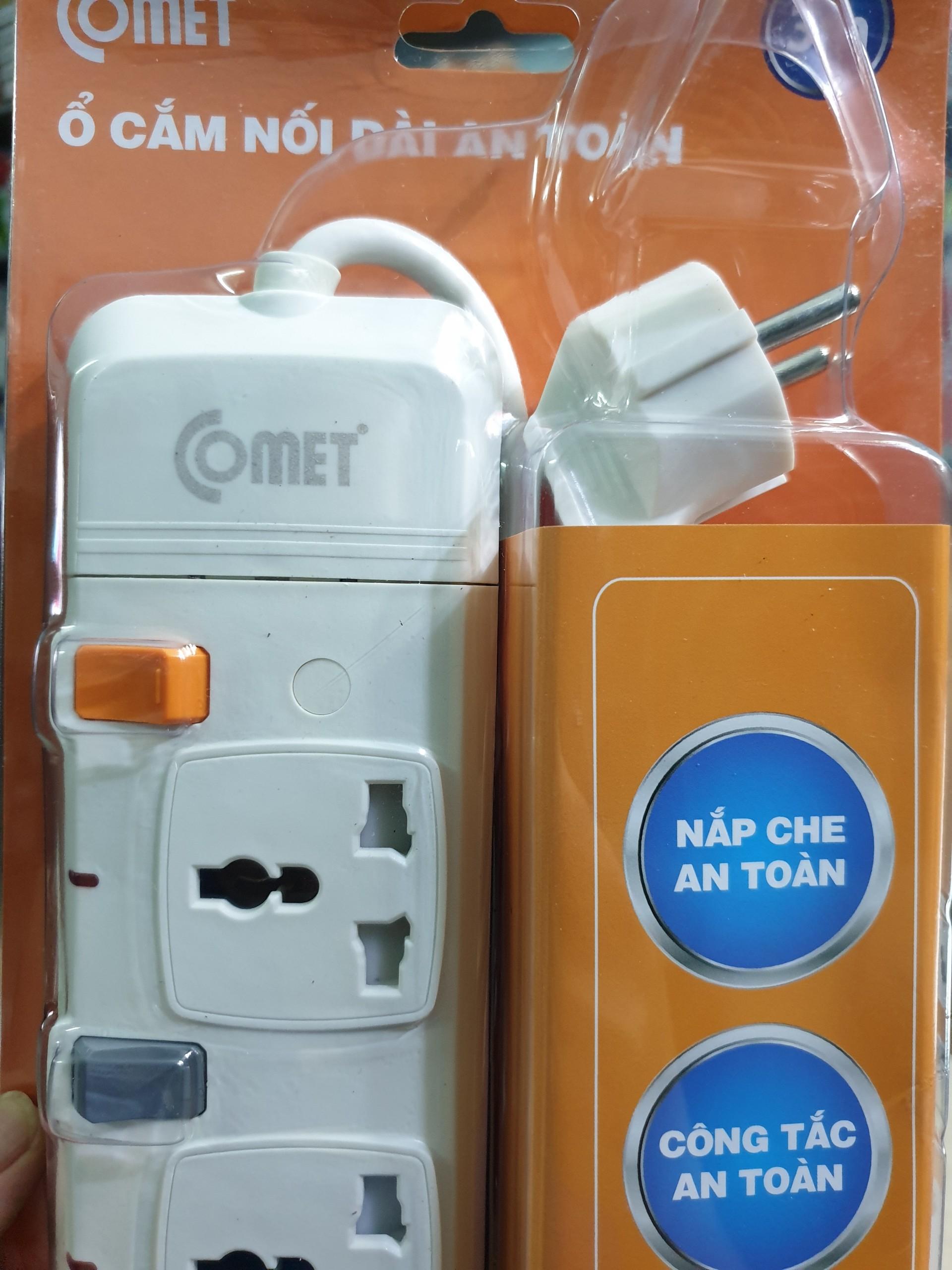 Ổ cắm Comet CESG2403 (4 ổ 3 chấu đa năng, dây 3m)