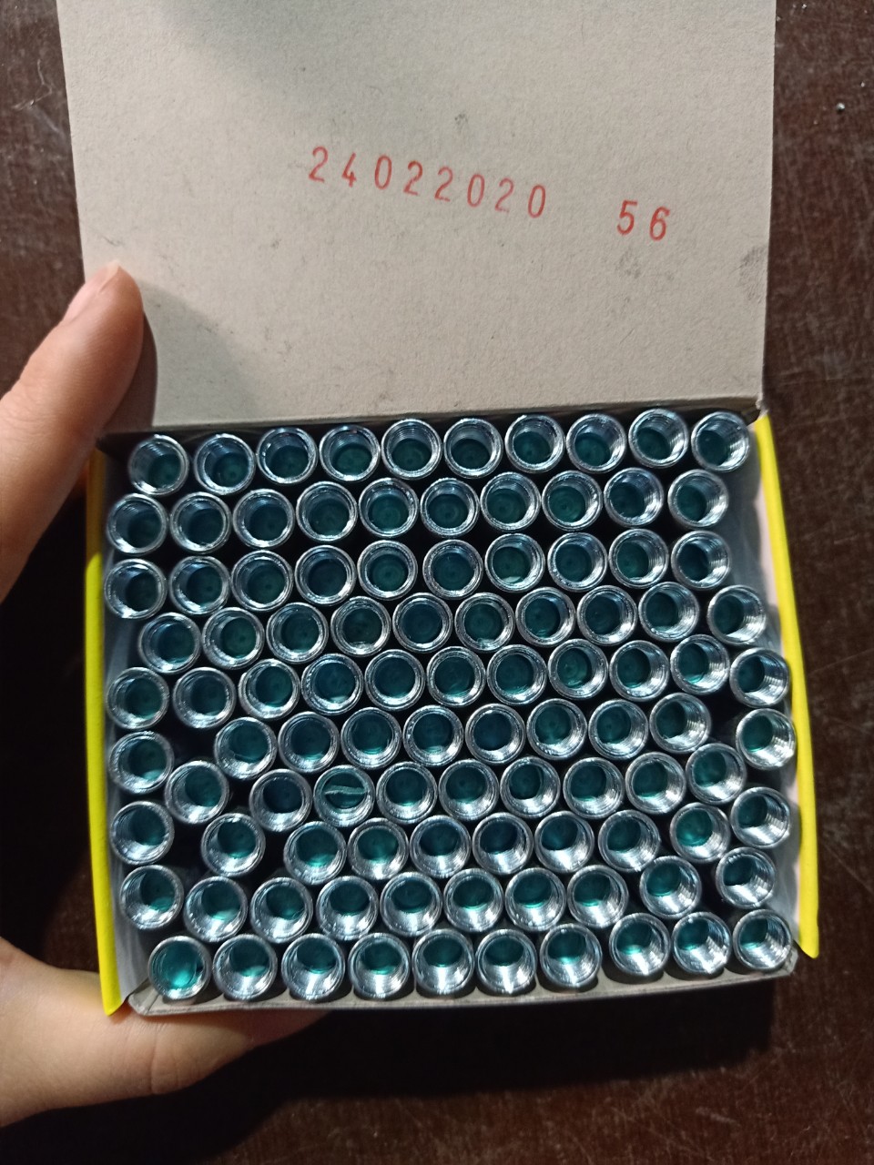 Nở đóng M10 (Tắc kê đóng M10 KD) Hộp 50 cái