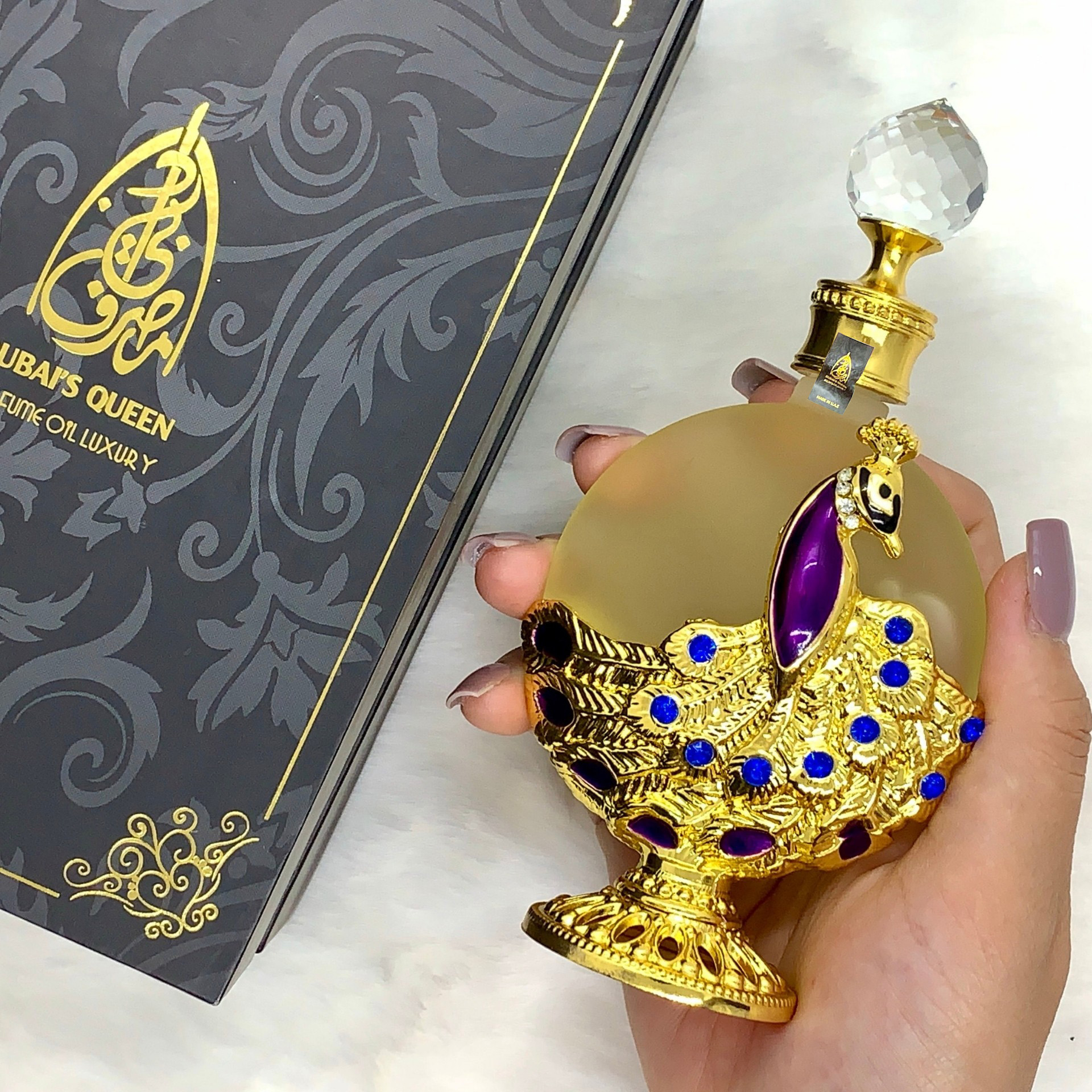[HCM]Tinh Dầu Nước Hoa Dubai Queen Nafuly Công Phượng Hoàng Gold Chính Hãng Quốc Tế Cao Cấp Giành Cho Nữ Hình Con Công Vàng Dung Tích 5ml 15ml 35ml Mùi Hương Độc Quyền TP HCM