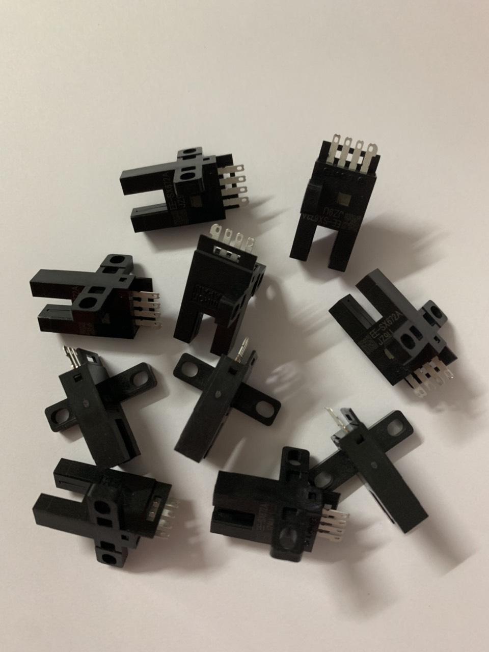 [HCM]Cảm biến quang Omron EE-SX672A