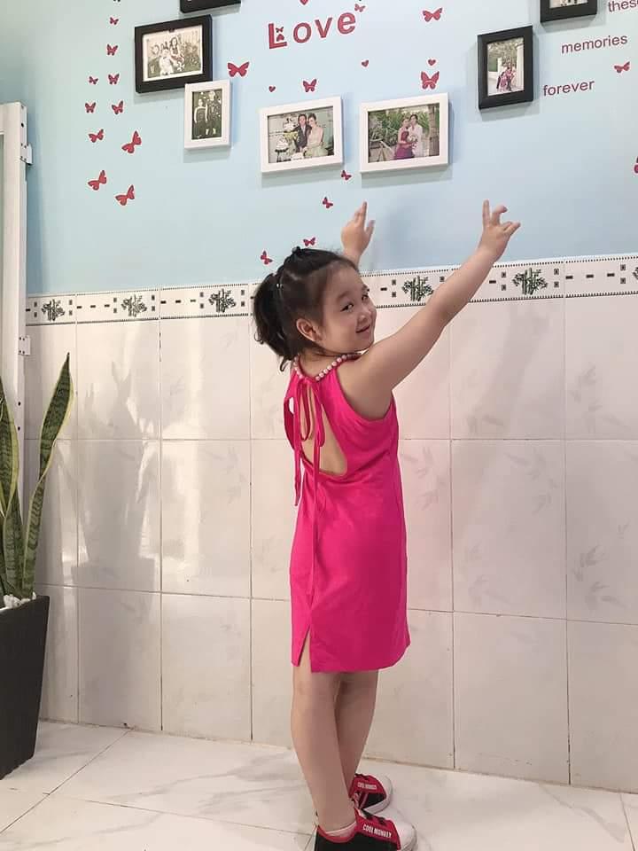 [HCM]Đồ bé gái mặc hè Đầm body hở lưng sành điệu dành cho bé gái dạo phố shopping - Quần áo trẻ em - SockiMall (MS: 190393)