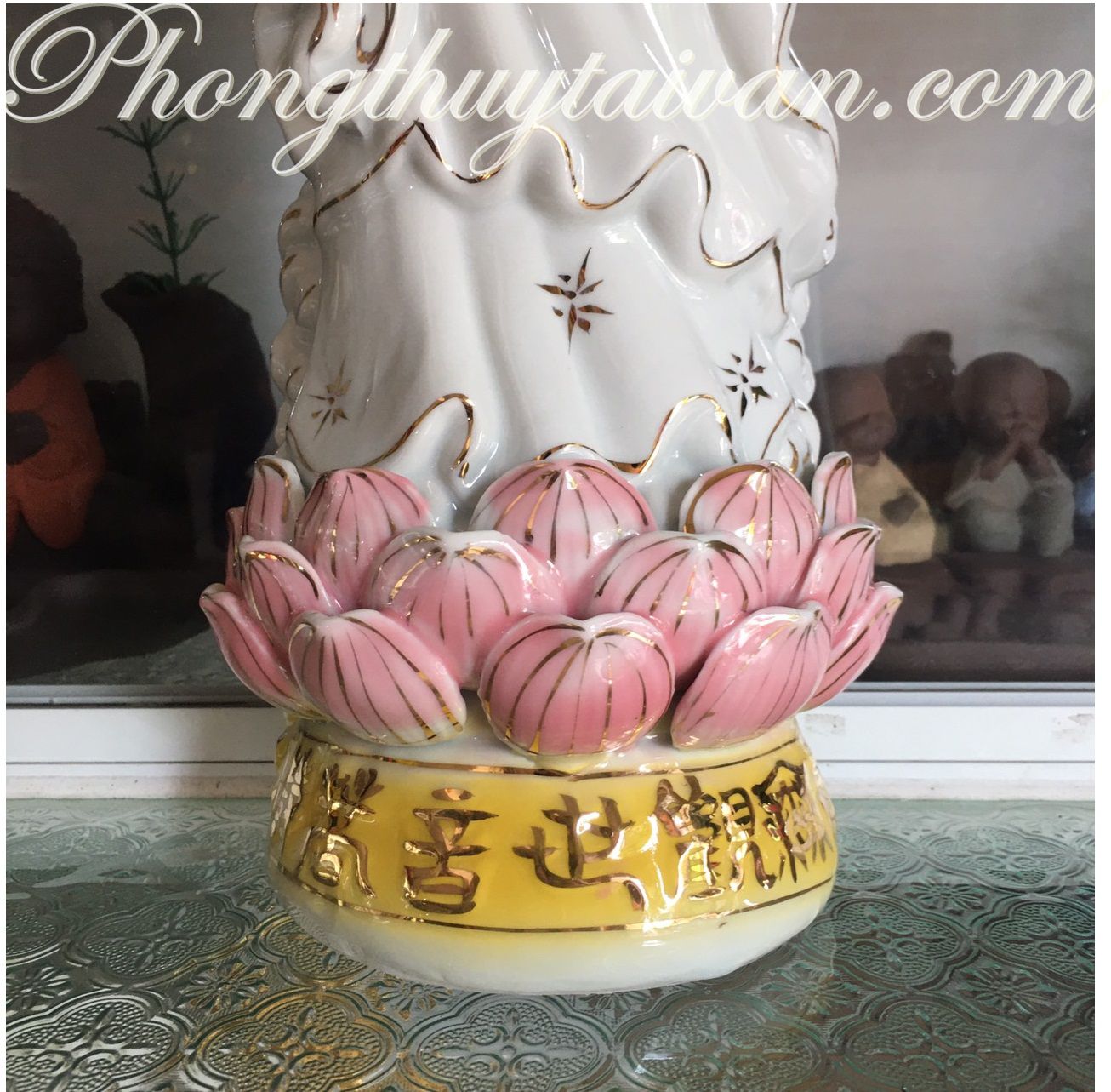 Phật Quan Âm Đứng Tòa Sen