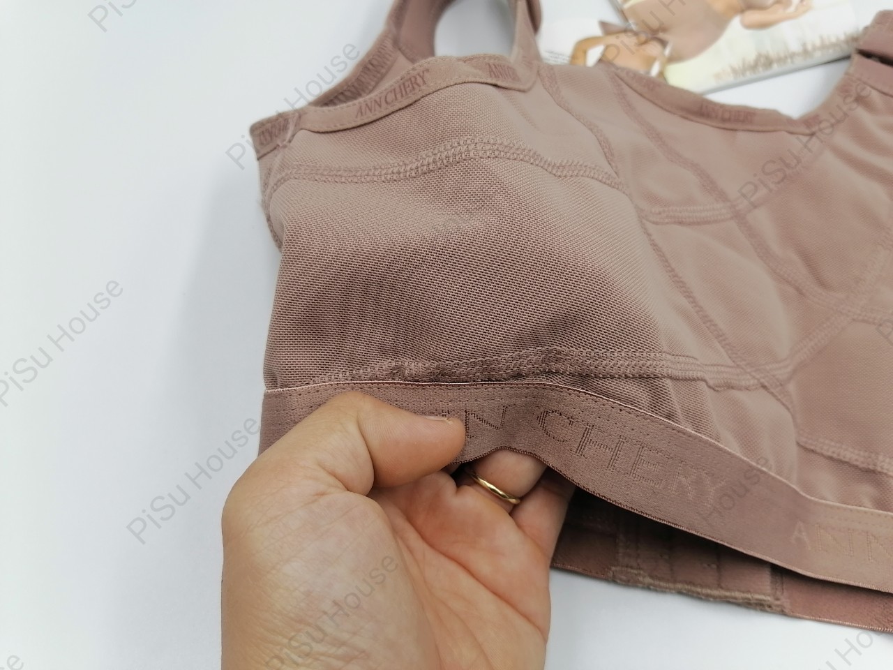 [HCM]ÁO ĐỊNH HÌNH NGỰC ANN CHERY - Mã 5130