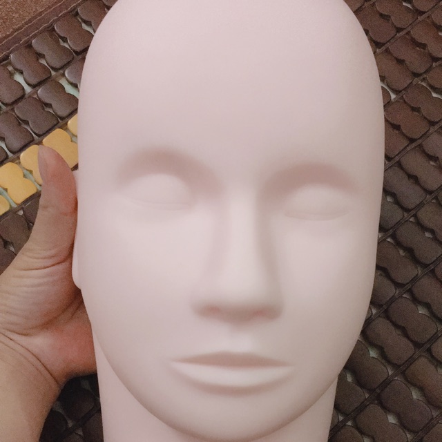 Đầu manocanh học nối mi massage