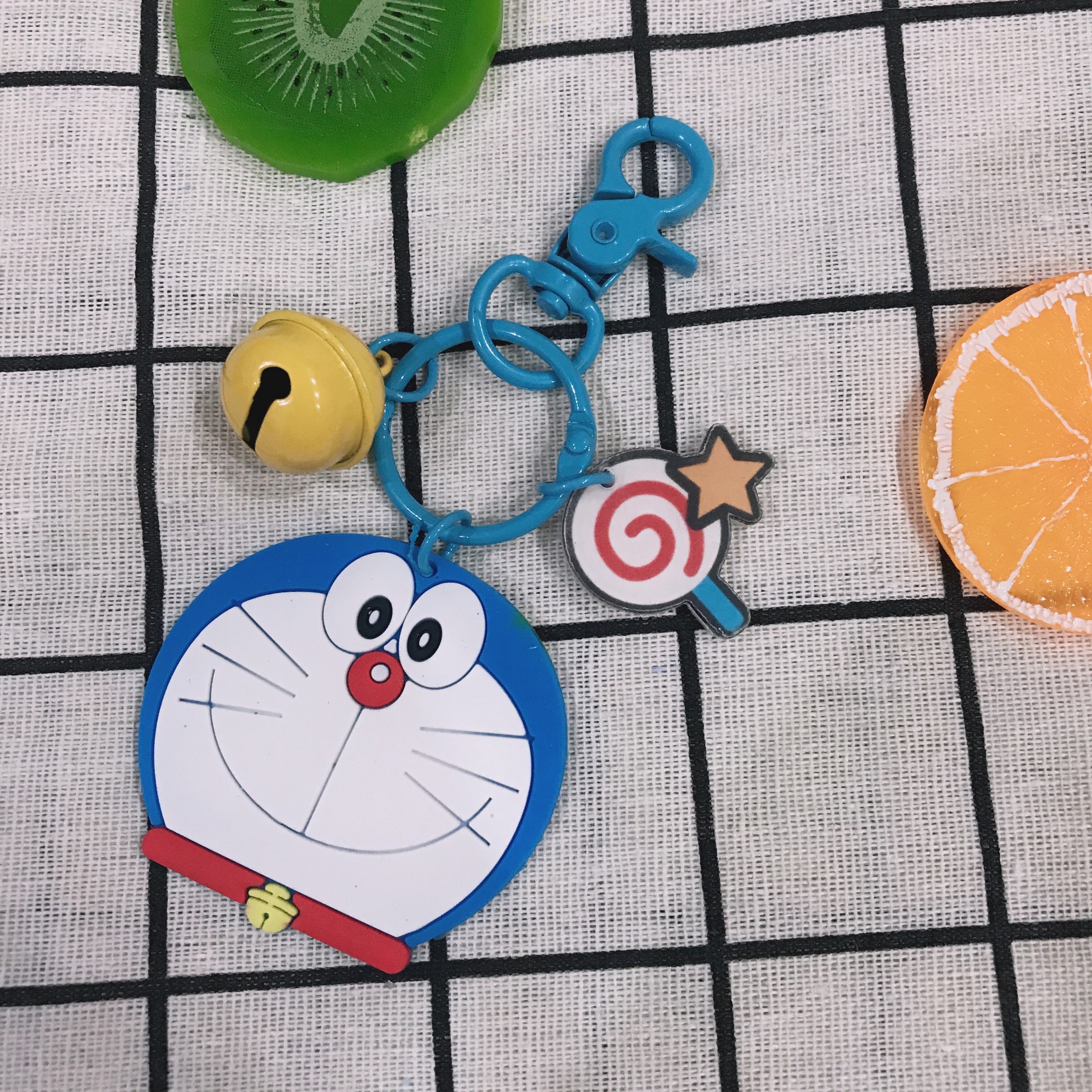 Móc Khoá Silicon Kèm Chuông Doremon Doraemon
