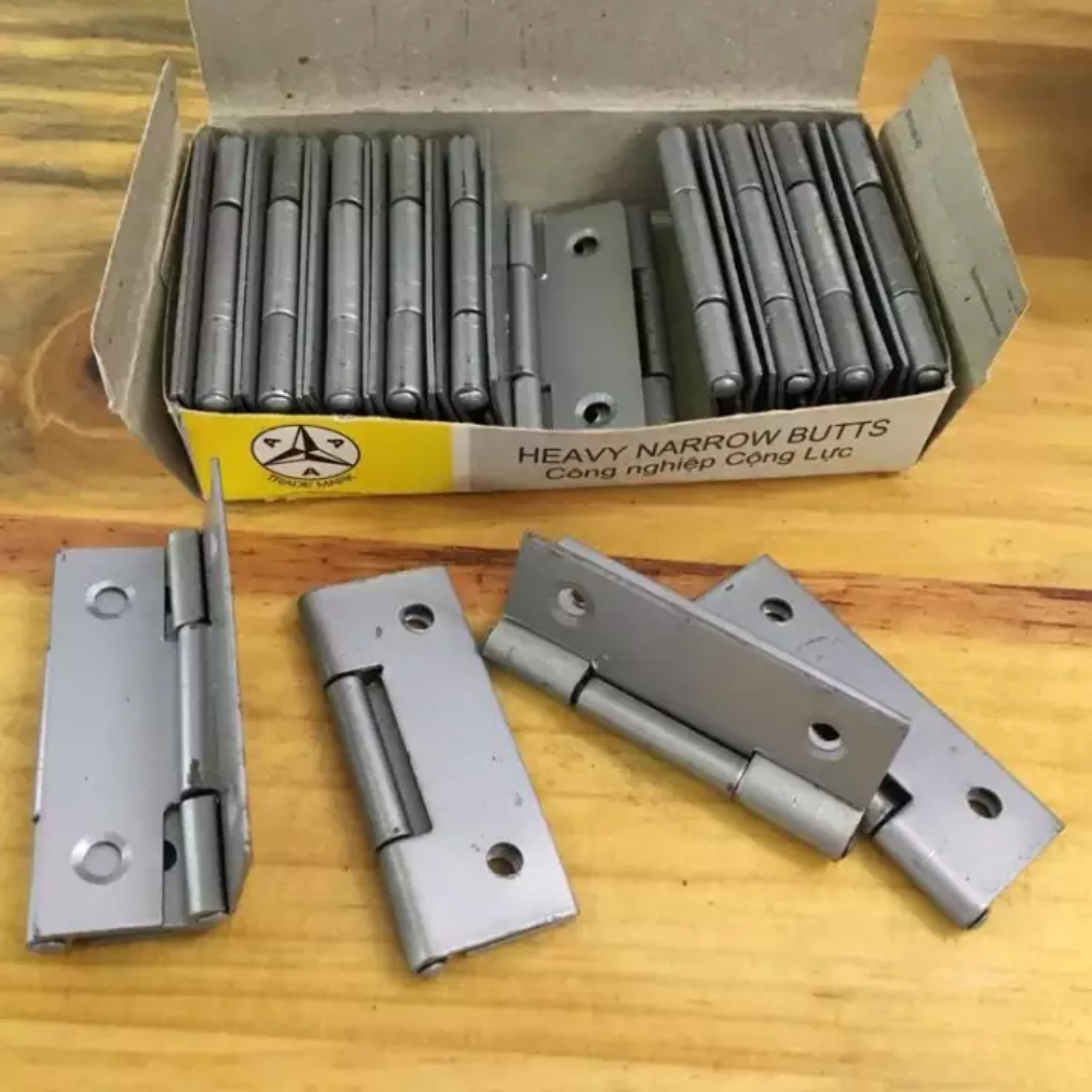1 - 2 cái bản lề lá xi bạc 8f - 1t