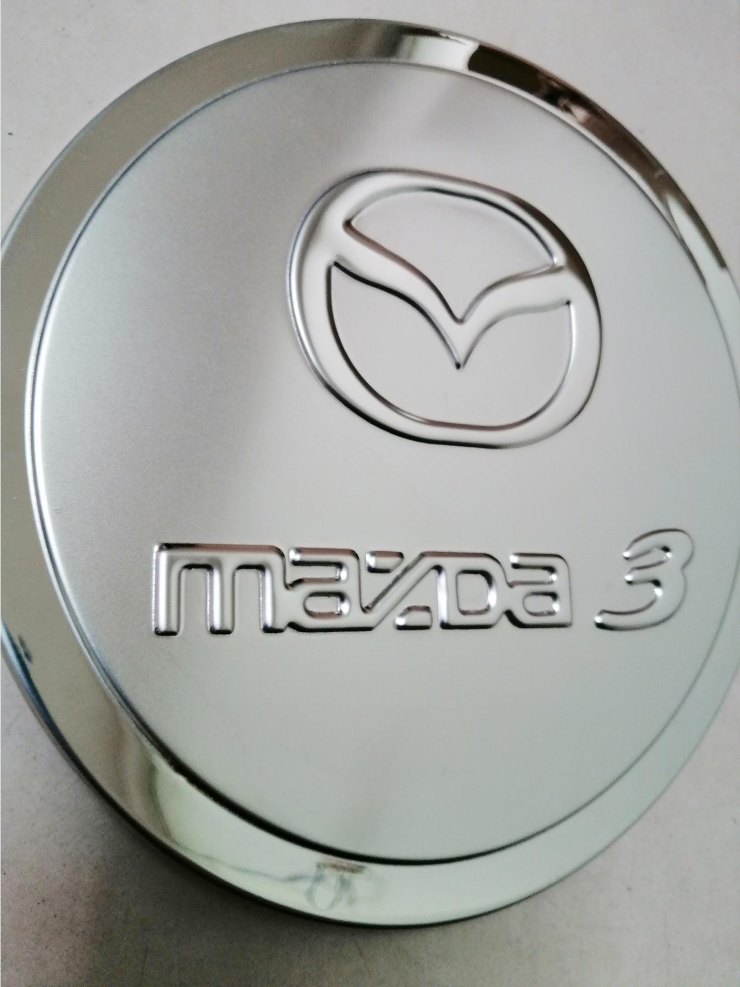 Ốp nắp xăng Mazda 3