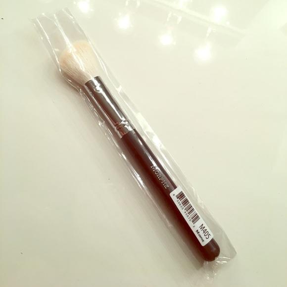 Cọ Contour Má Hồng Morphe M405