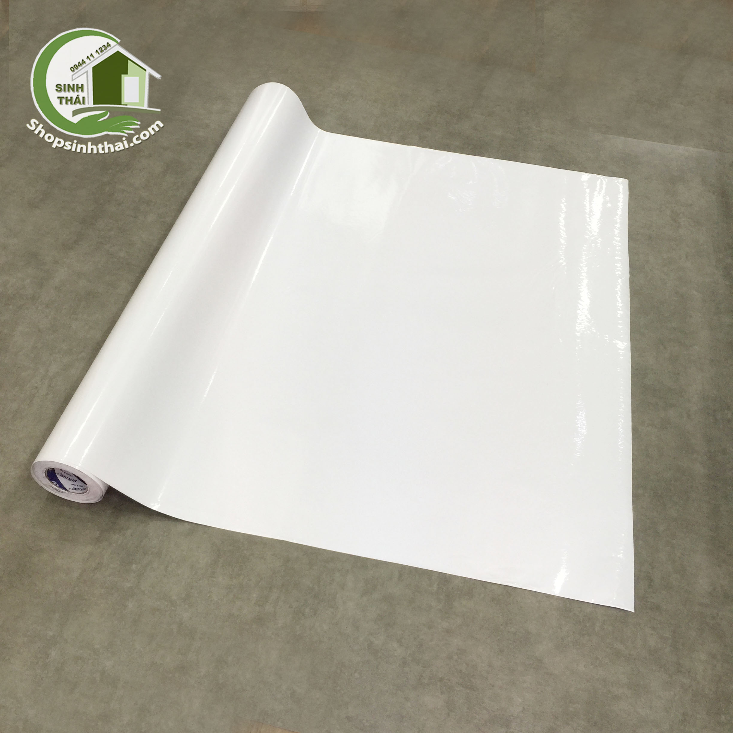 [HCM]Giấy Dán Tường Màu Trắng Bóng - [ 50cm x Khổ 120cm ] Có Sẵn Keo.Độ bền cao keo bám chắc tuổi thọ giấy lâu.