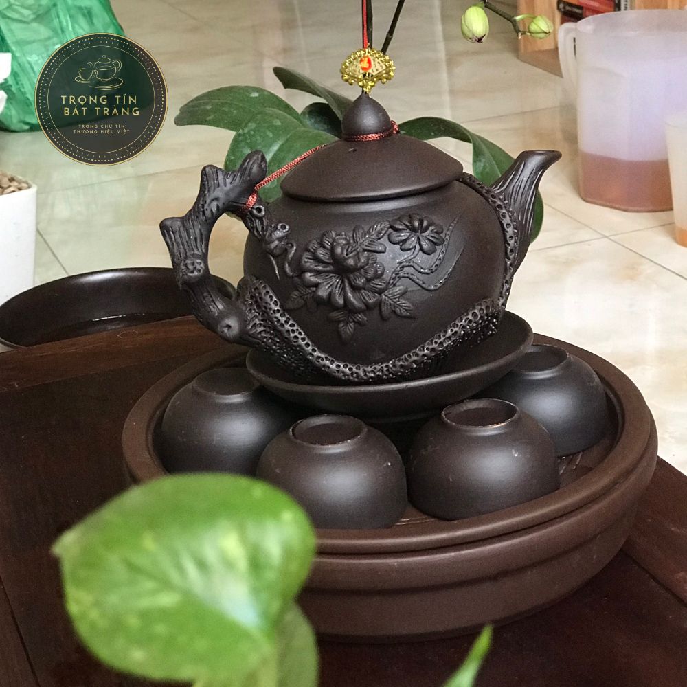 Bộ Ấm Trà Gốm Tử Sa Bát Tràng Đắp Nổi Hoa Phù Dung Dáng Tiêu Anh (Màu Đen) ATSDN 02.2