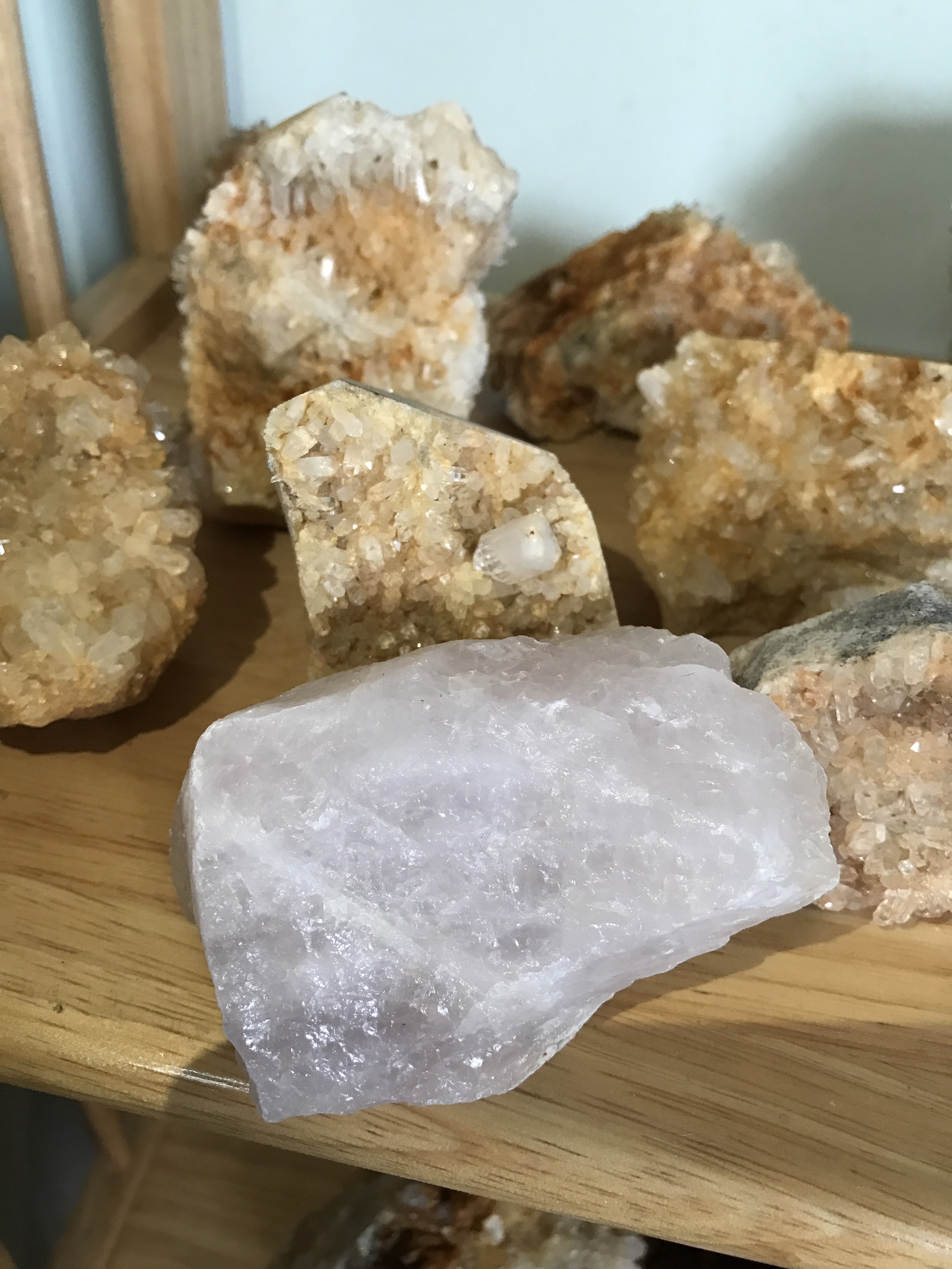 ĐÁ THẠCH ANH HỒNG THÔ 300g-600g