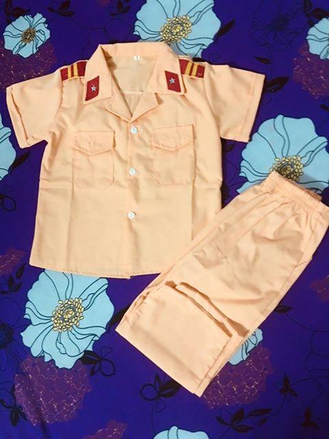 Bộ quần áo công an cho bé - Không PK