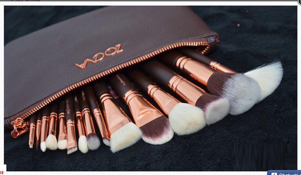 Bộ Cọ Zoeva 15 Cây Tặng Kèm Bao Da
