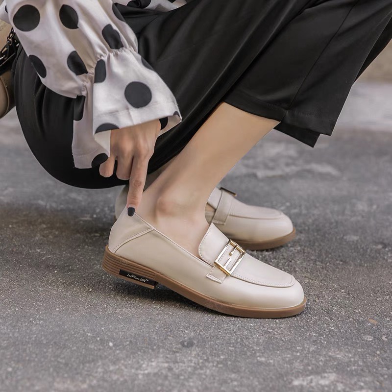 Giày Loafer Nữ Da Mềm Đế 3cm Màu Đen và Kem