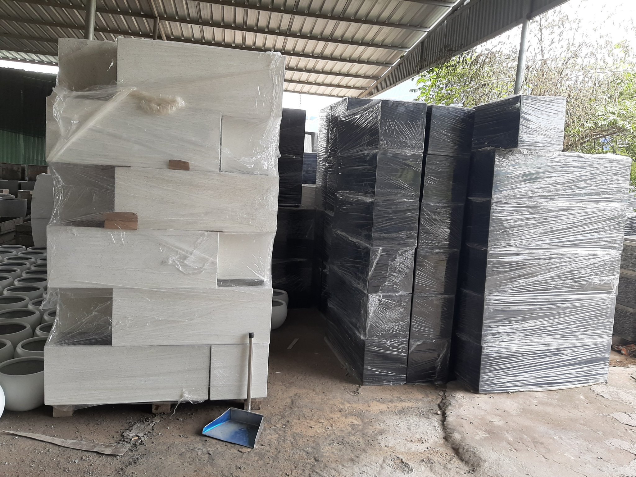 [HCM]Chậu Xi Măng Đá Mài HXCN002: 80*30*30