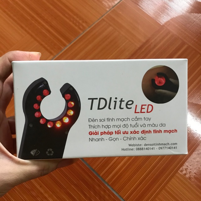 Đèn soi tĩnh mạch