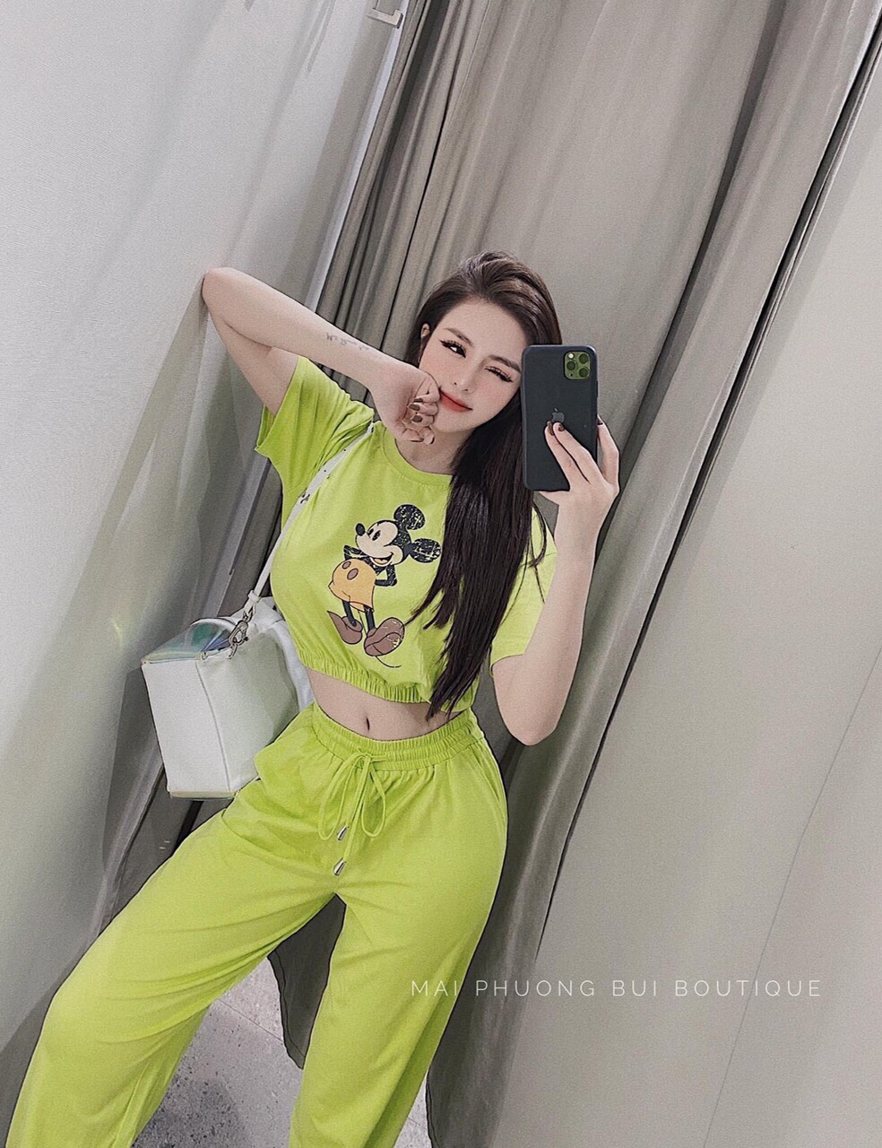 SÉT BỘ THỂ THAO CROPTOP IN CHUỘT DỄ THƯƠNG