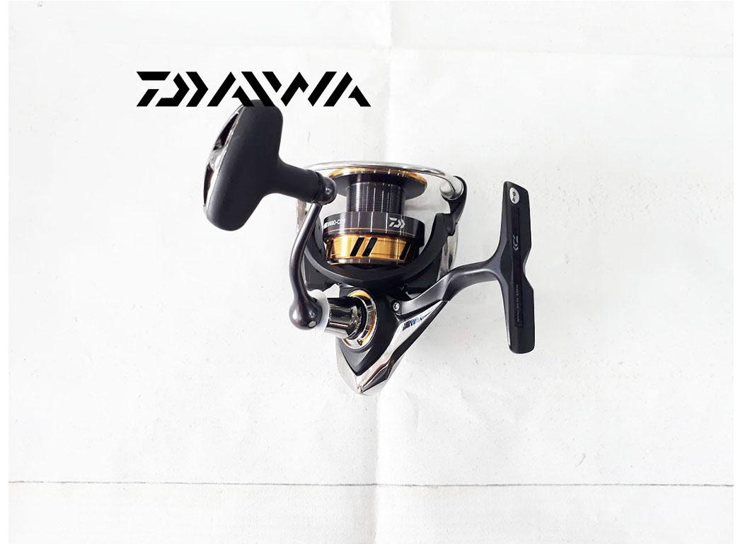 Máy Câu Cá Daiwa Legalis LT