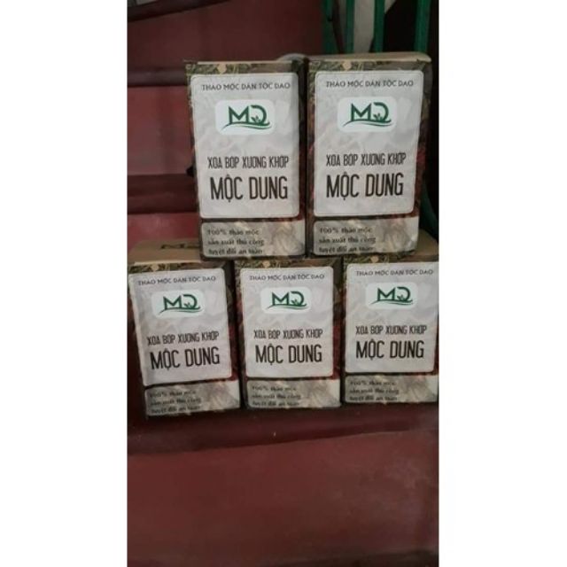 Thuốc xoa bóp xương khớp thảo mộc dân tộc Dao (Mộc Dung)