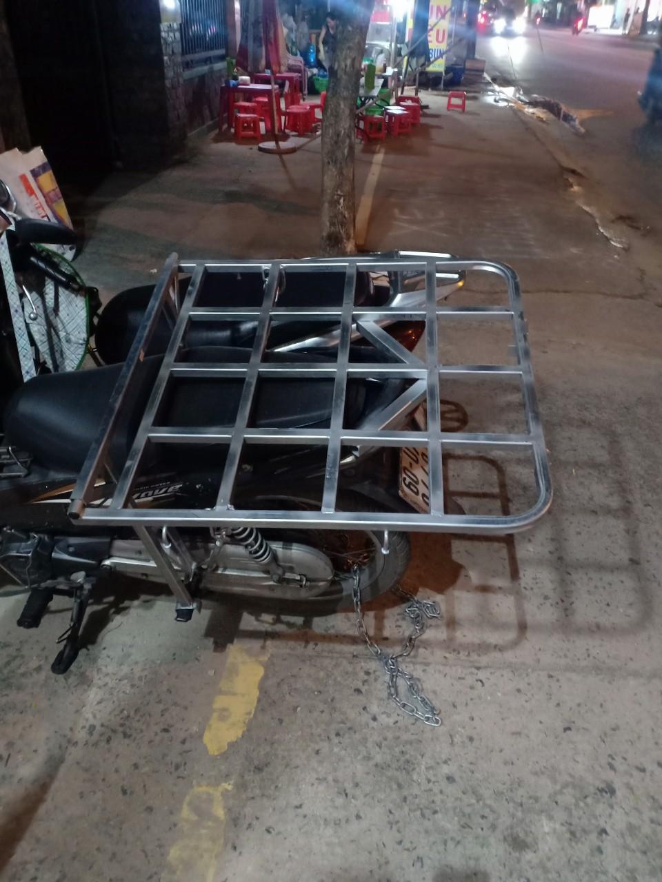 Giá chở hàng XE SỐ 68x72cm