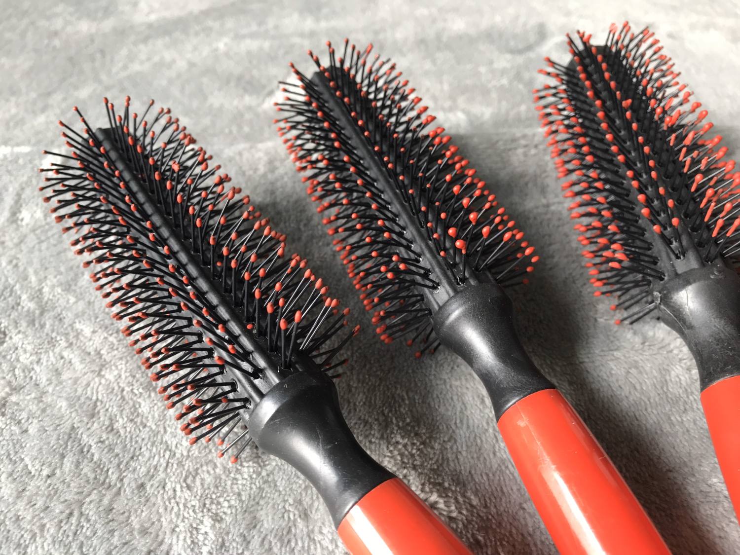 Lược Tròn Tạo Kiểu Tóc Phồng