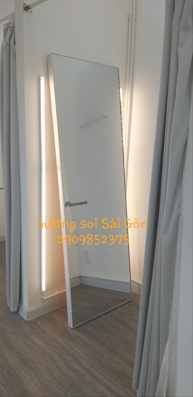 gương soi shop thời trang 50x170cm