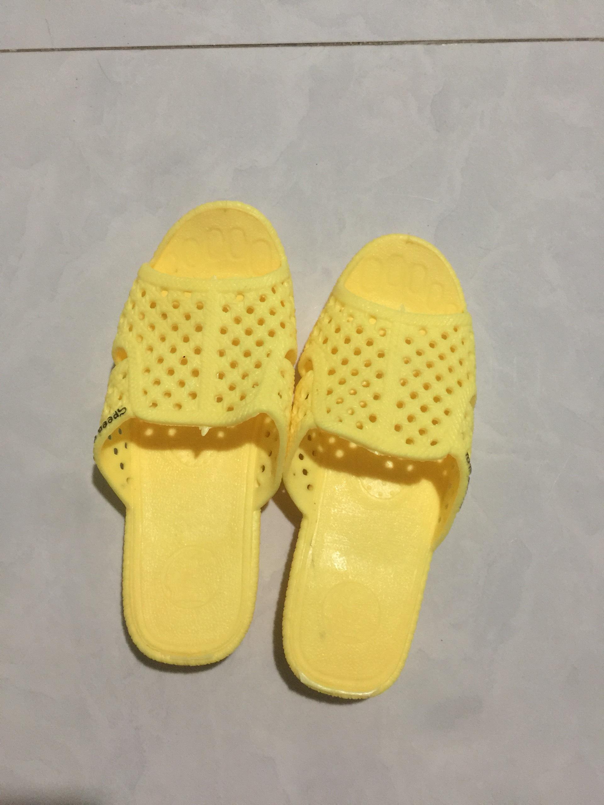 Dép tổ ông huyền thoại (set 05 đôi, mỗi đôi 1 màu)