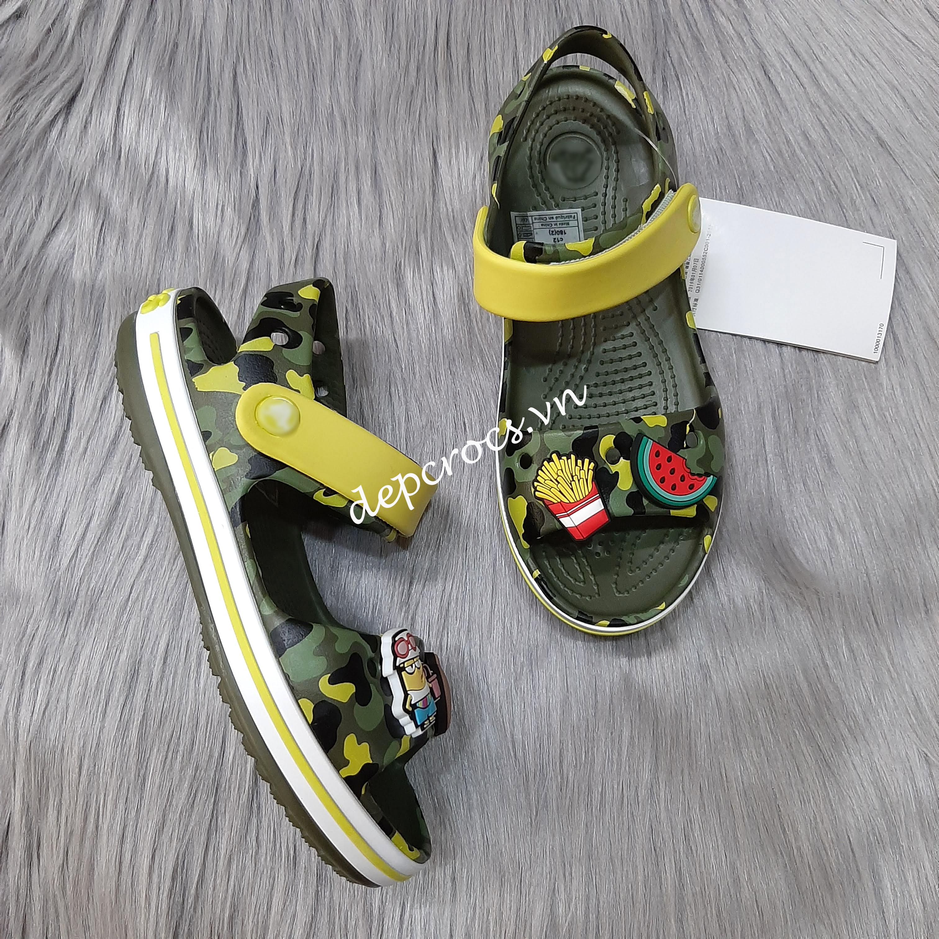 [HCM]Sandal croos bayaband trẻ em màu camo xanh lá tặng kèm jibbitz - Nhà Cá Sấu
