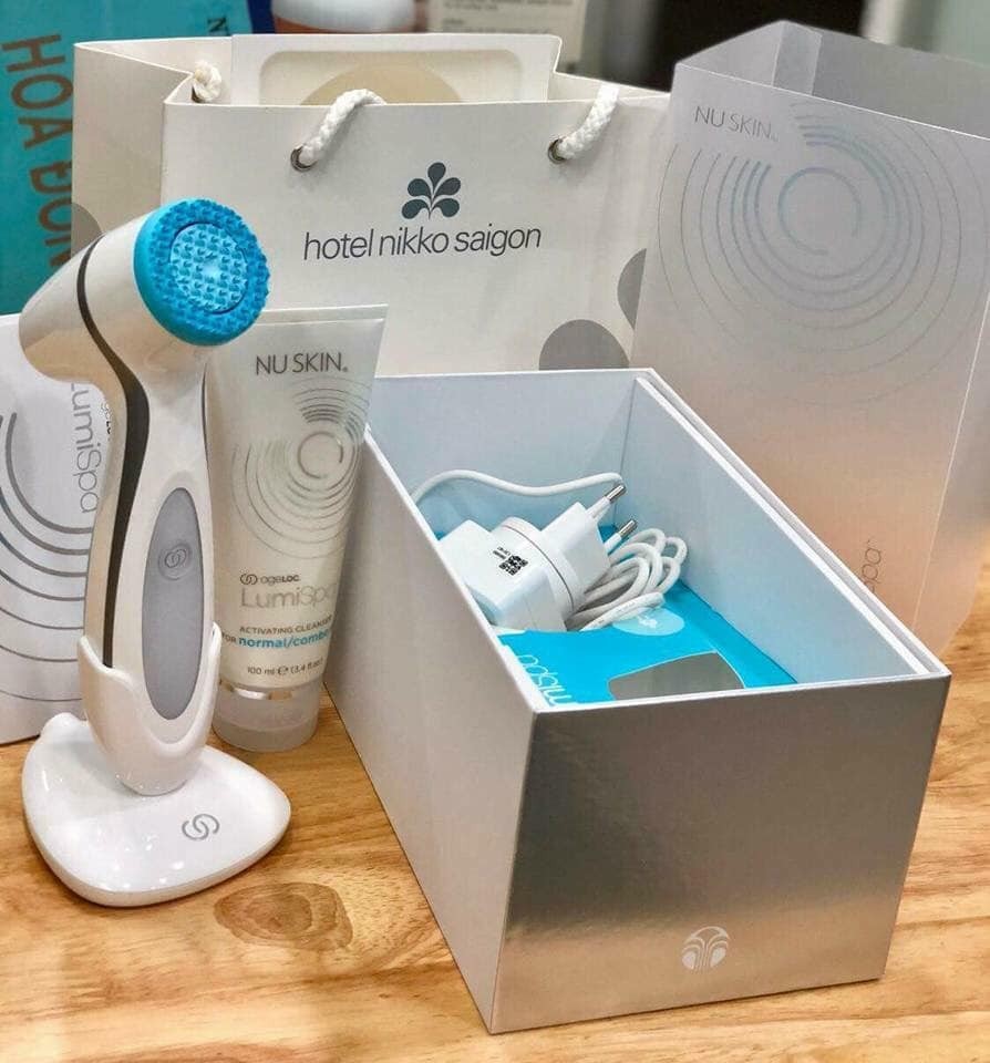 Đầu máy rửa mặt Lumispa Nuskin