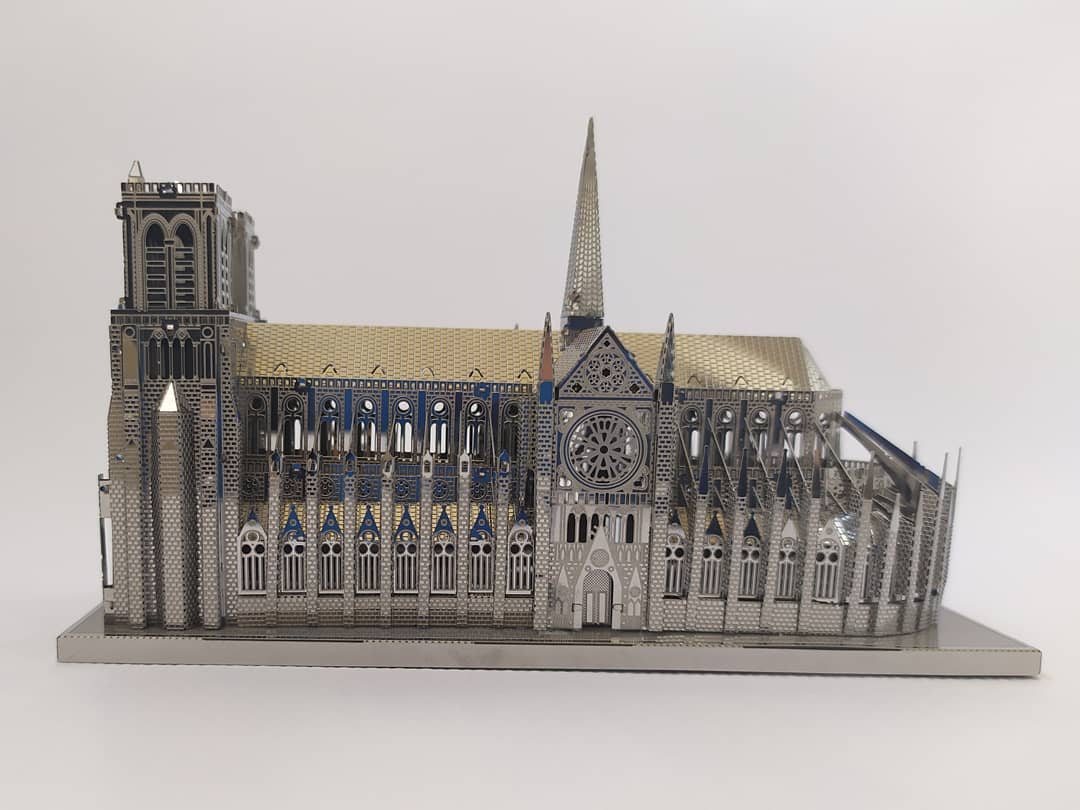 Mô Hình 3D Kim Loại Lắp Ráp Nhà Thờ Đức Bà Paris [Chưa Lắp]