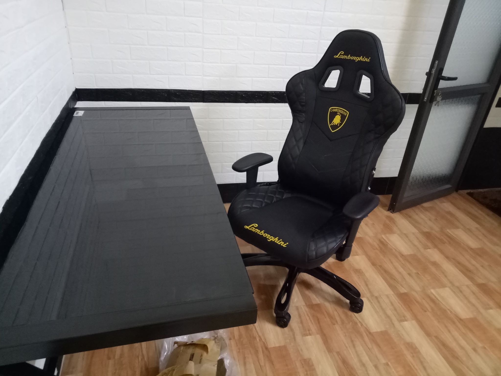Ghế chơi game lamboghini MÀU ĐEN