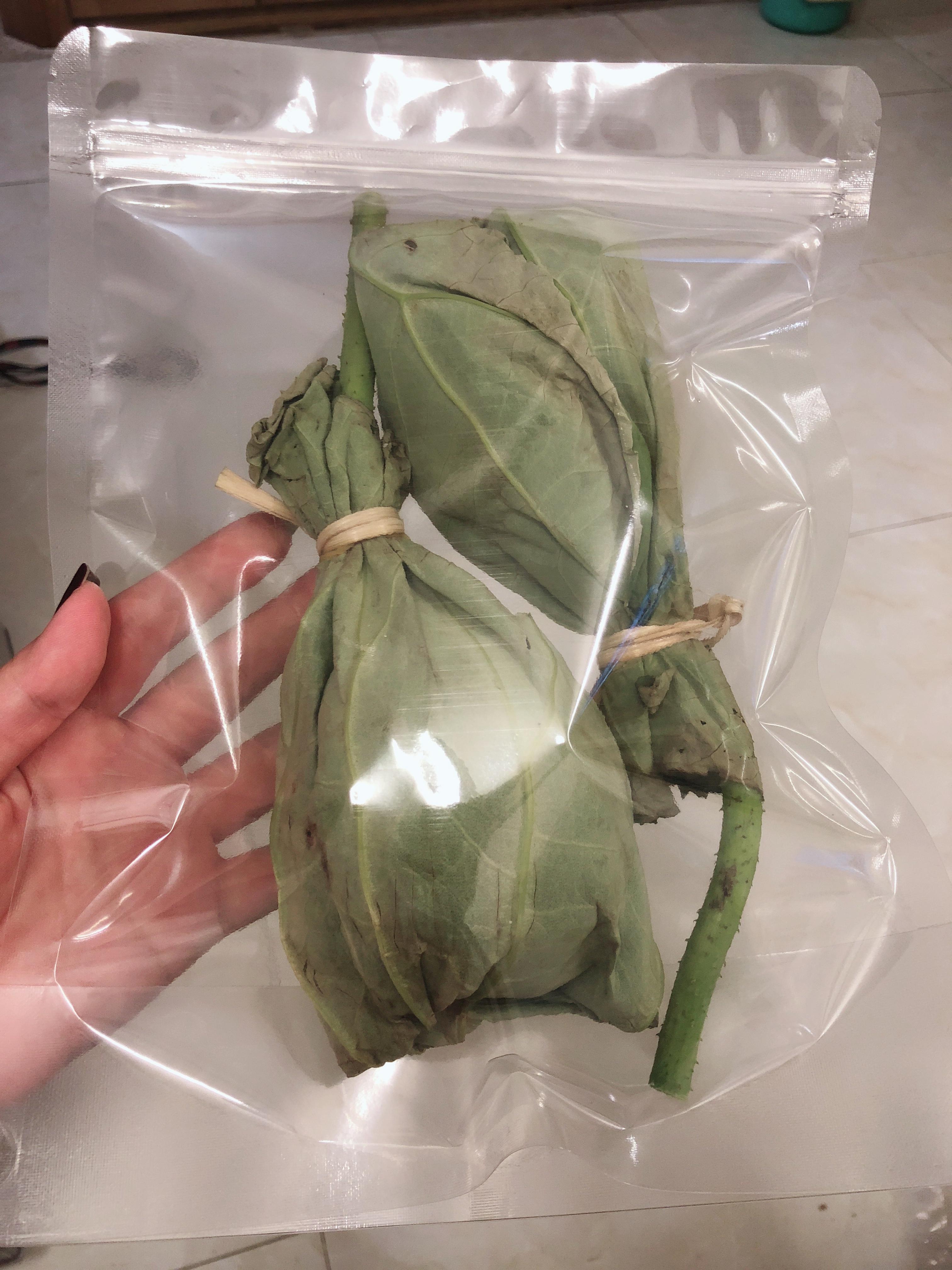trà ướp bông hoa sen Hồ Tây đặc biệt
