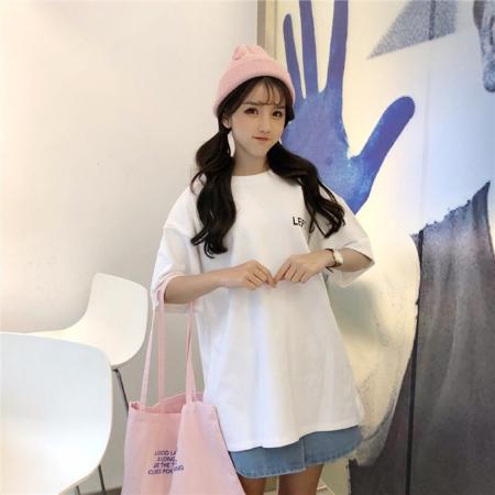 Áo tay lỡ form rộng left