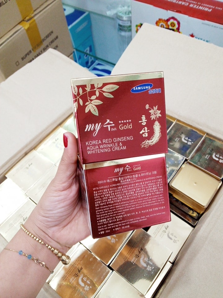 KEM DƯỠNG TRẮNG DA HỒNG SÂM HÀN QUỐC