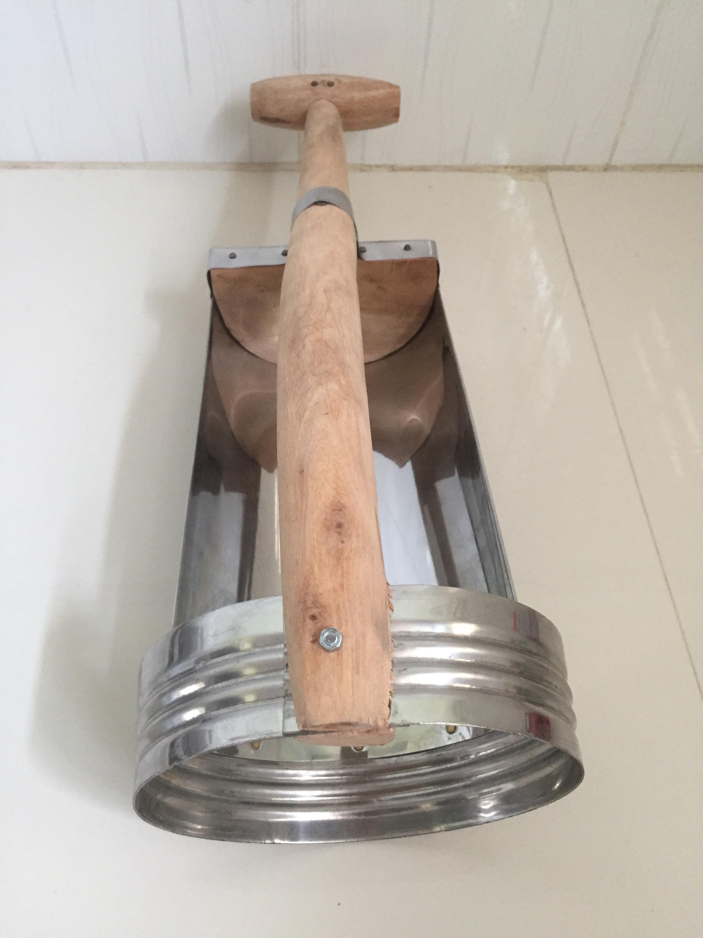 Dụng cụ xúc bùn ao - Gào xúc bùn