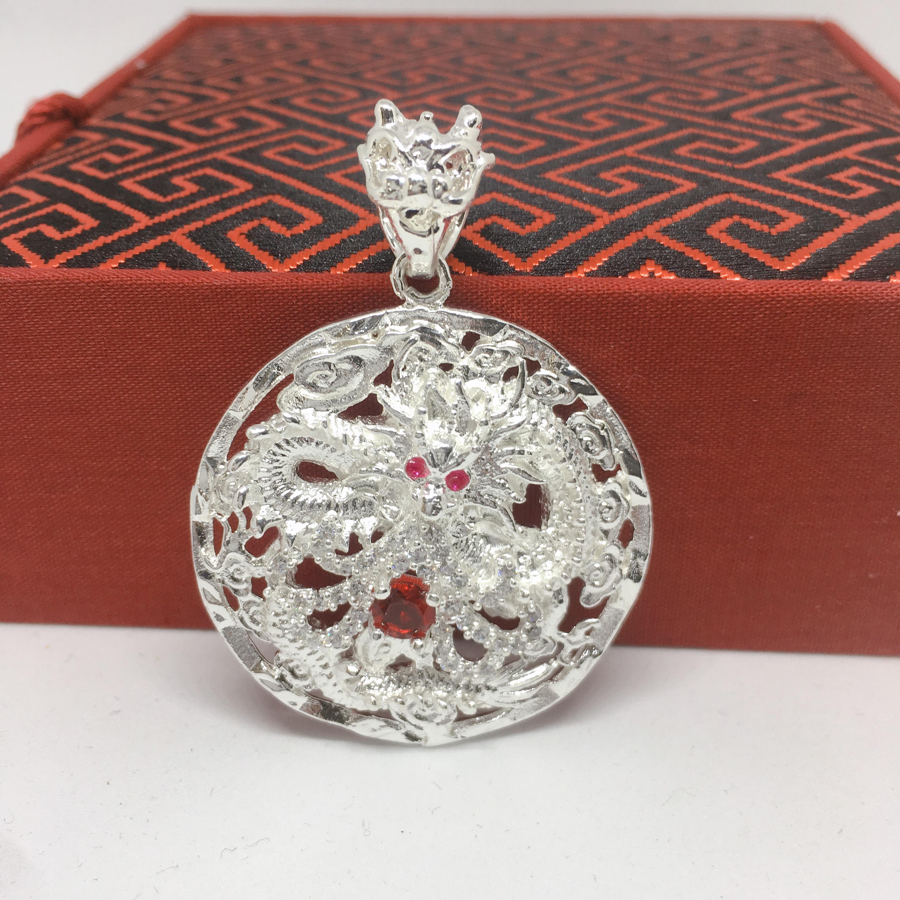 Trang Sức Phong Thủy Mặt Dây Chuyền Vip Bạc Thái Thiên Long Tròn Ngọc Đỏ, Mặt Dây Chuyền Bạc Ý, Dây Chuyền Phong Thủy ( Màu bạc)