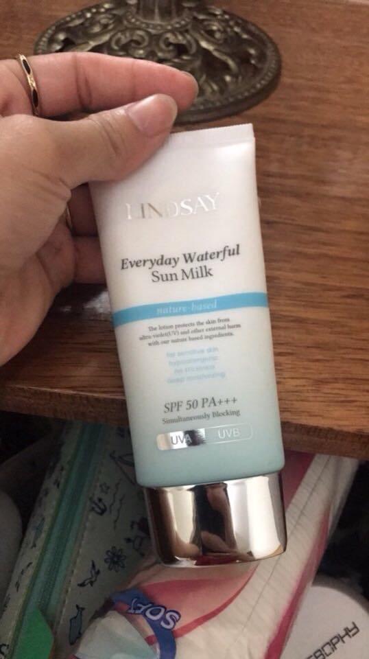 Everyday waterful Sun milk