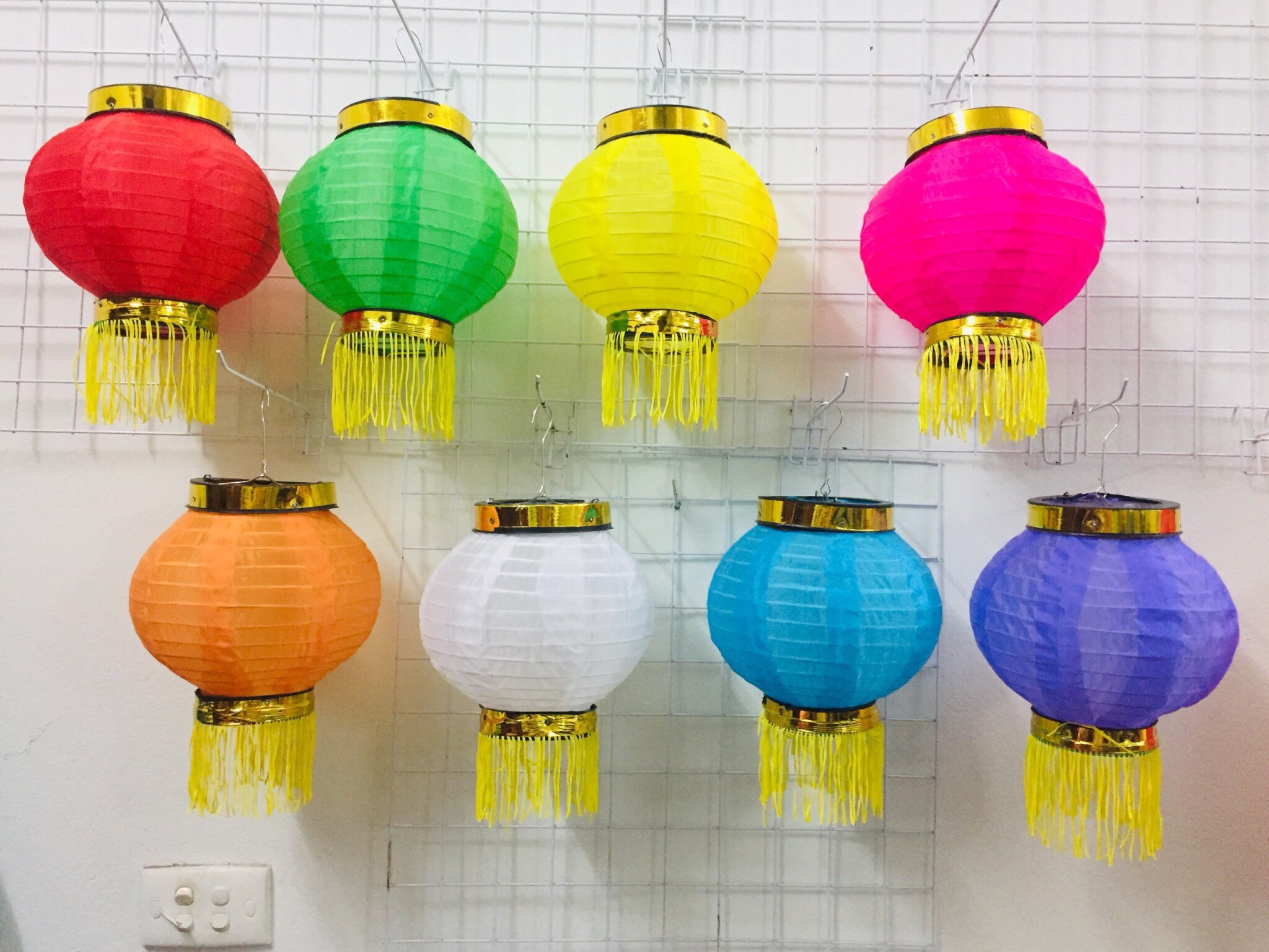 Đèn Lồng Vải Tròn 20cm Trang Trí Ngoài Trời Nhiều Màu Sắc